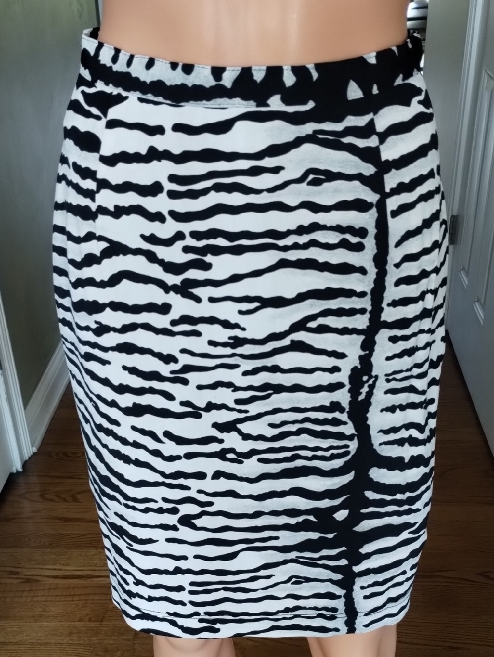 Black and White Zebra Print Pencil Skirt